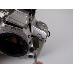 Разборка Minolta Maxxum STsi Верхняя крышка